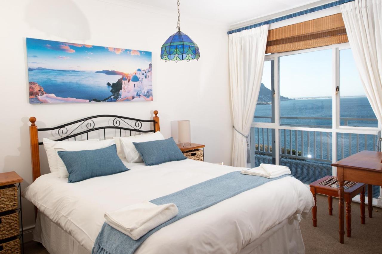 Apartamento A Whale Of A Time Fish Hoek Exterior foto
