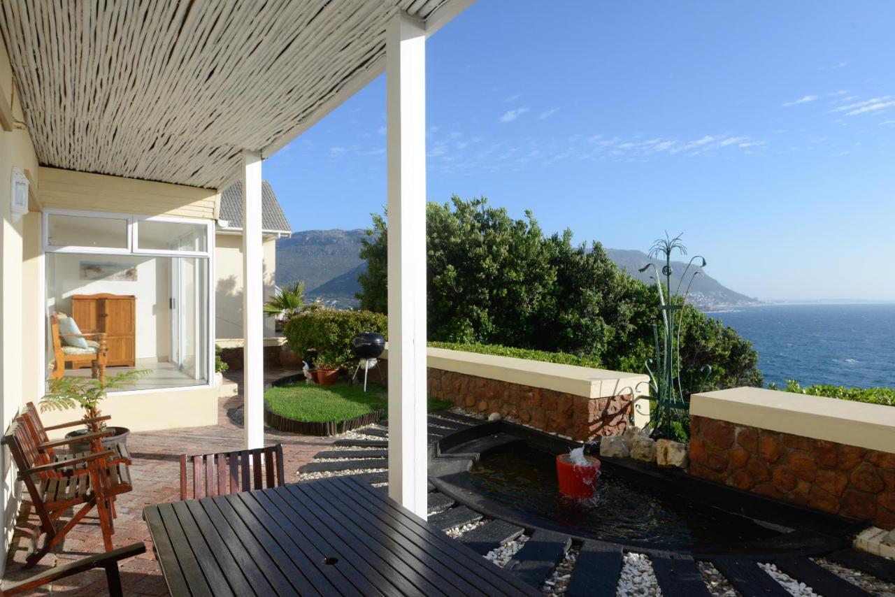 Apartamento A Whale Of A Time Fish Hoek Exterior foto