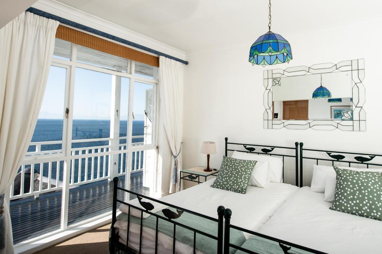 Apartamento A Whale Of A Time Fish Hoek Exterior foto