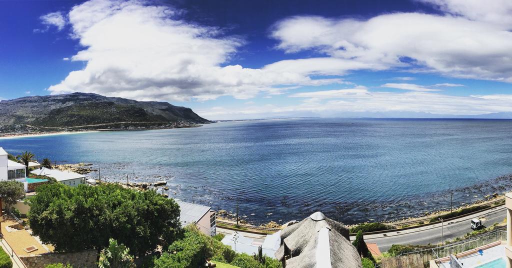 Apartamento A Whale Of A Time Fish Hoek Exterior foto