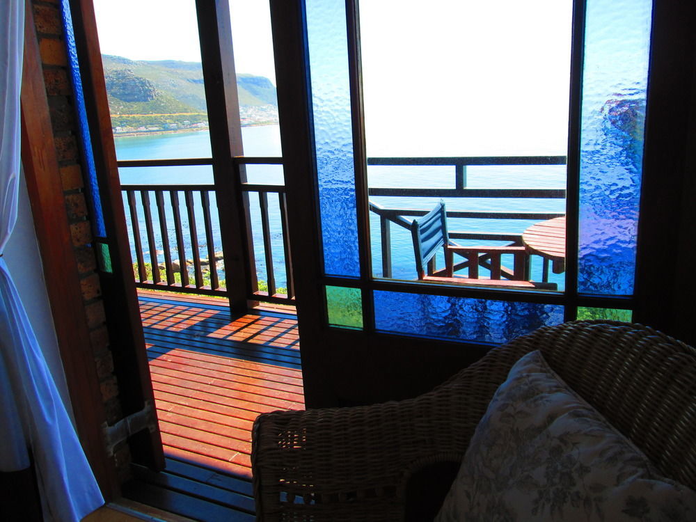 Apartamento A Whale Of A Time Fish Hoek Exterior foto